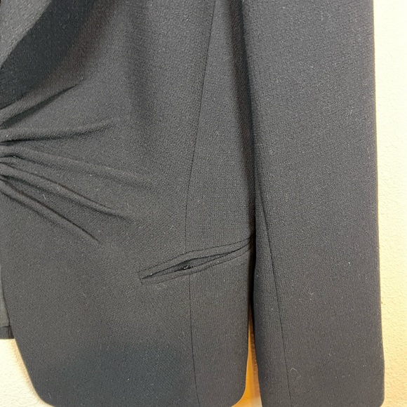Lafayette 148 New York Wonen’s Black Ruched Waist Blazer. Size 12 - Picture 8 of 9